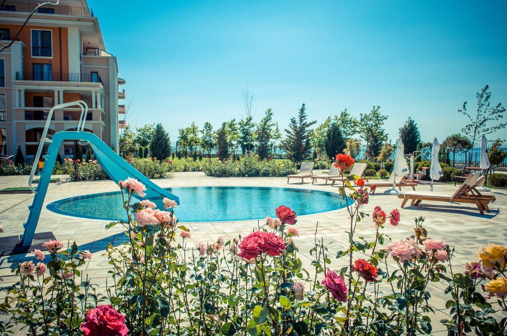 Prestige Mer D'Azur ซันนีบีช ภายนอก รูปภาพ